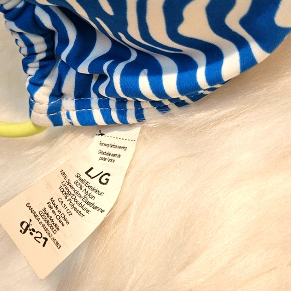 Zebra Print Classic String Bikini - Picture 3 of 4